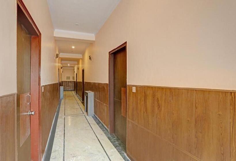 Oyo Flagship 81144 Hotel Maharaja