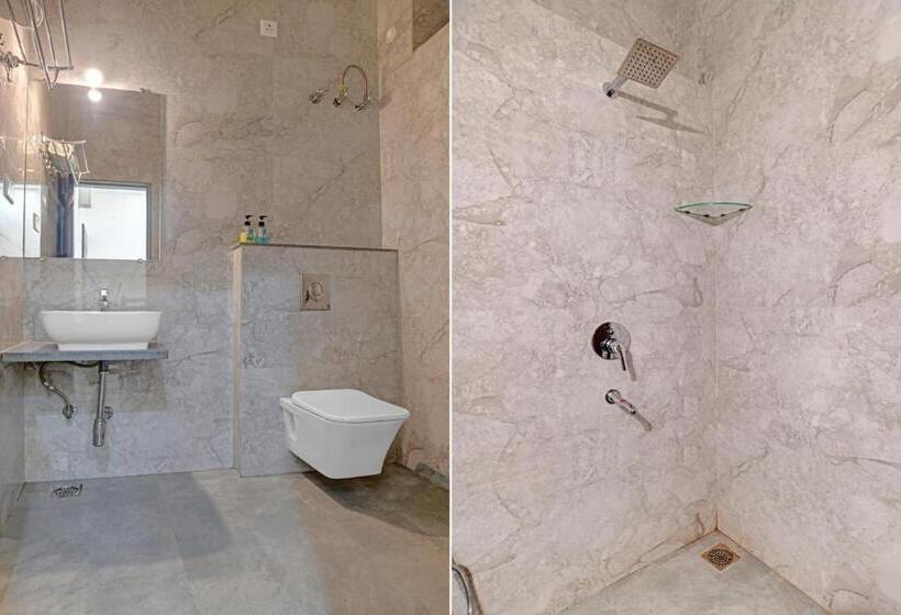 Oyo Flagship 81249 Hotel Shree