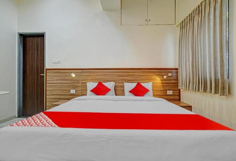 Oyo Flagship 81249 Hotel Shree