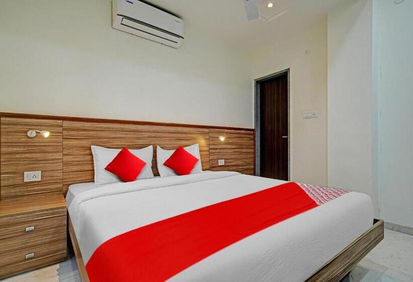 Oyo Flagship 81249 Hotel Shree