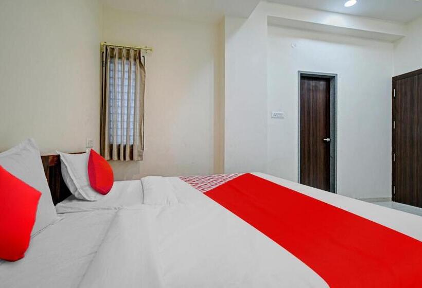 Oyo Flagship 81249 Hotel Shree