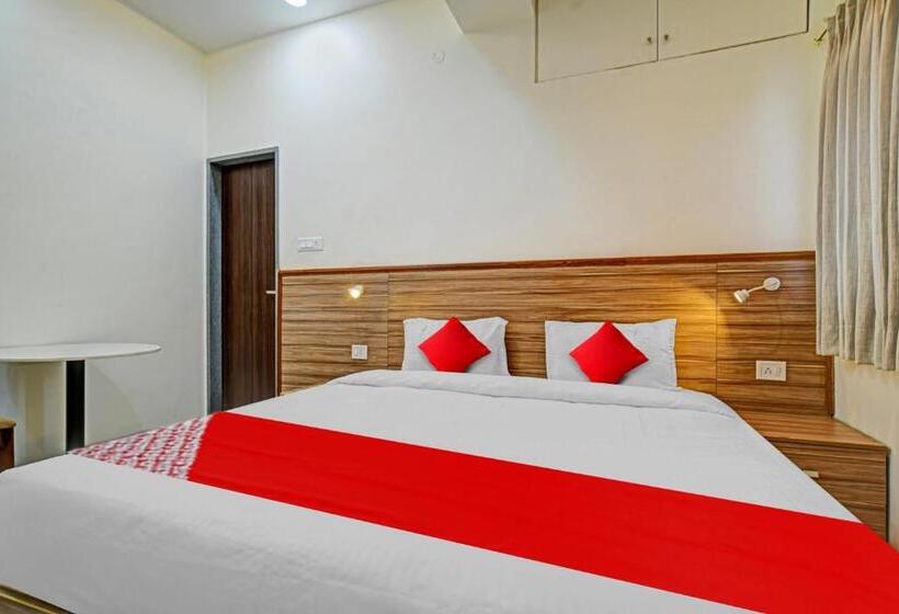 Oyo Flagship 81249 Hotel Shree