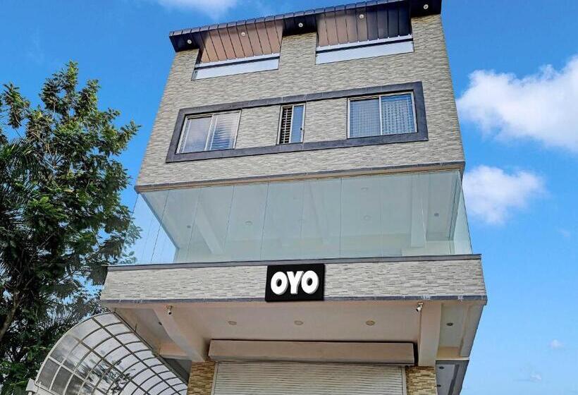 Oyo Flagship 81249 Hotel Shree