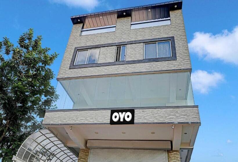 Oyo Flagship 81249 Hotel Shree