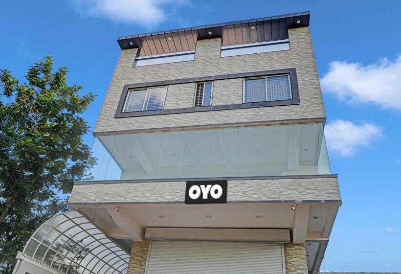 Oyo Flagship 81249 Hotel Shree