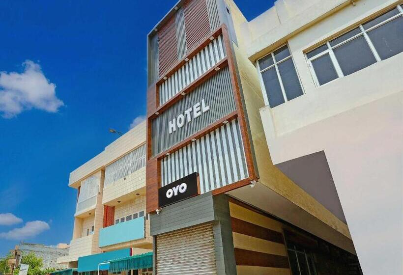 Oyo Flagship 81335 Hotel Khusi Inn