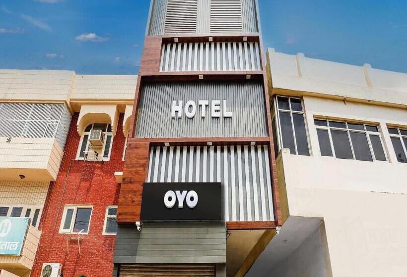 Oyo Flagship 81335 Hotel Khusi Inn