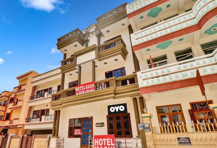 Oyo Flagship 81375 Hotel Kashi