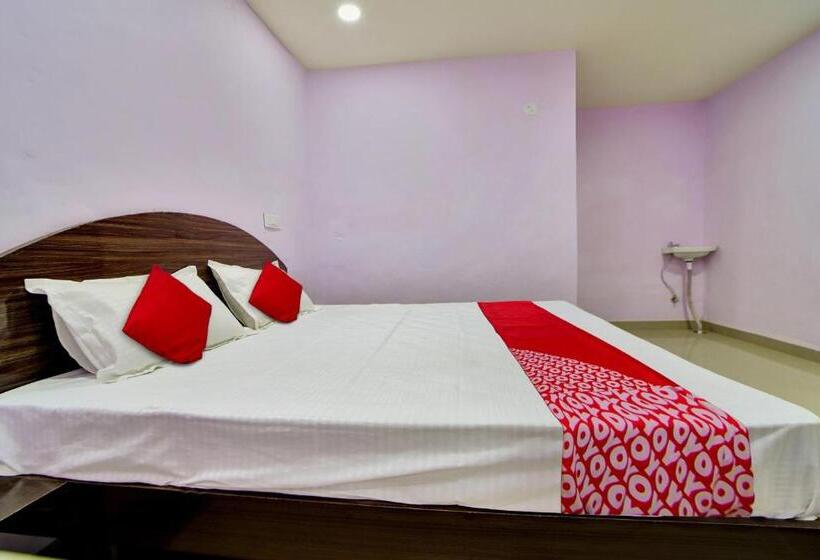 Oyo Flagship Hotel Damodharan Lodging