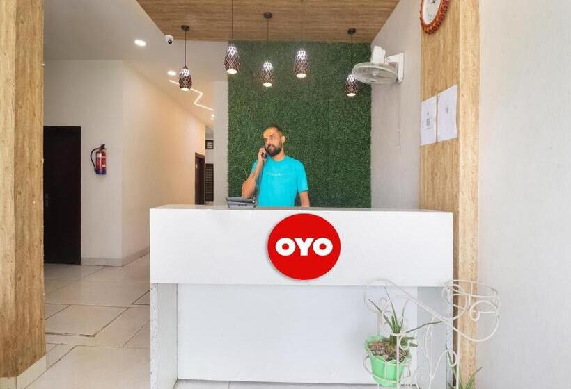 Oyo Flagship Hotel Green Apple