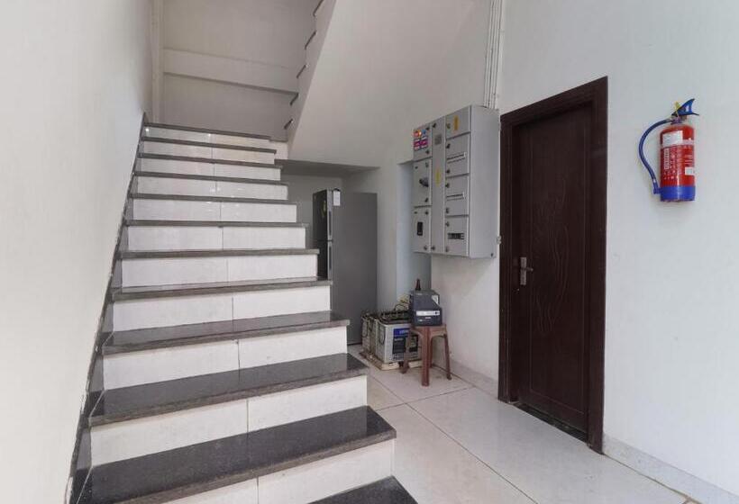 Oyo Flagship Hotel Green Apple