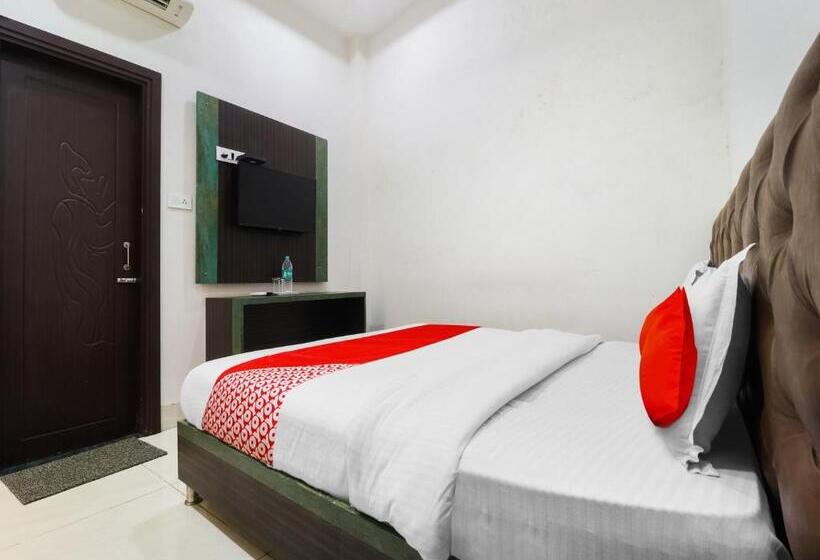 Oyo Flagship Hotel Green Apple