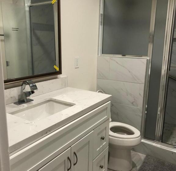 بنسيون Brand New Room With Essentials