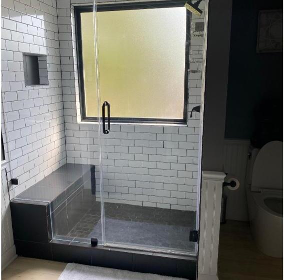 پانسیون Champion Suite; Modern Guesthouse