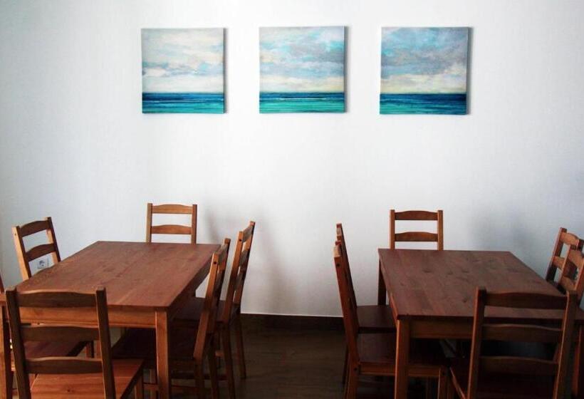 ペンション Inncork Guesthouse