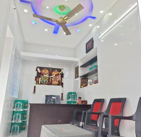 פנסיון Liya Guest House