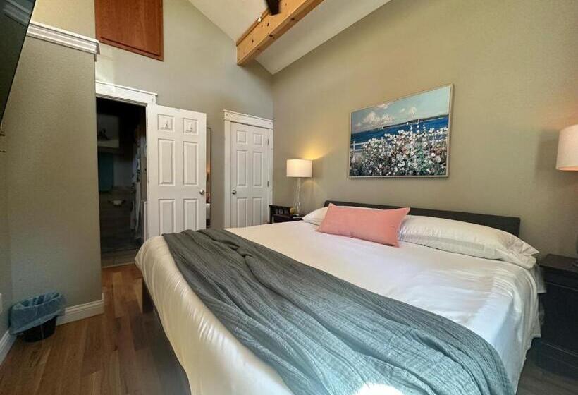 پانسیون Luxury Smart Bungalow