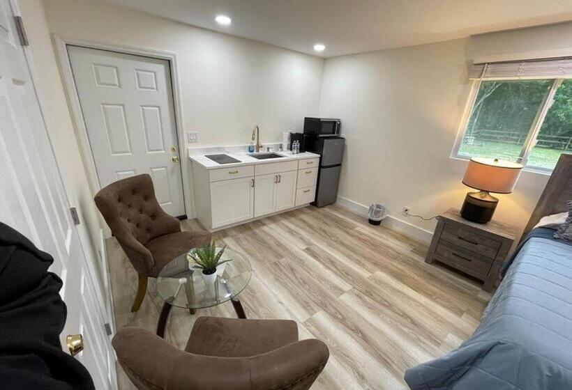 ペンション Efficiency In A Guest House Close To Wellington