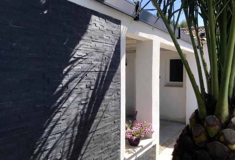 بنسيون Studio Indépendant Pa Ni Pwoblem