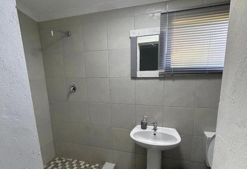 بنسيون The Wool House