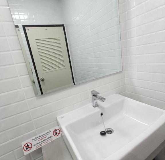 Пансион Wora Home Huahin