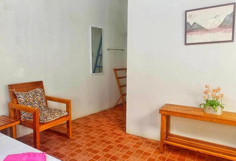 Playa De Bombora Inn