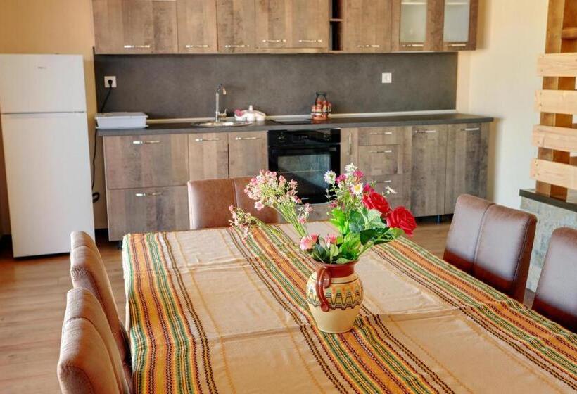 منتجع етно комплекс поп грую бански