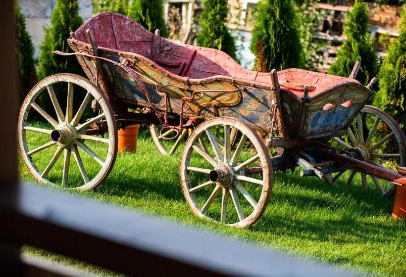 منتجع етно комплекс поп грую бански