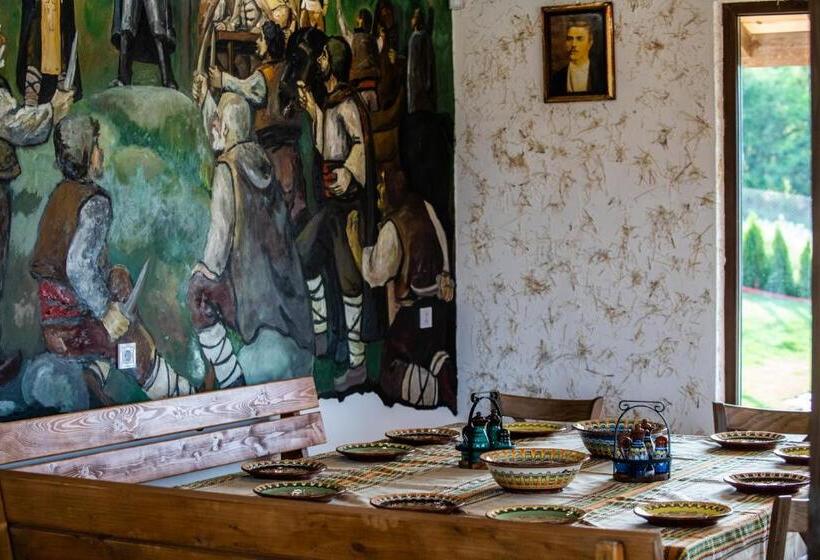 منتجع етно комплекс поп грую бански