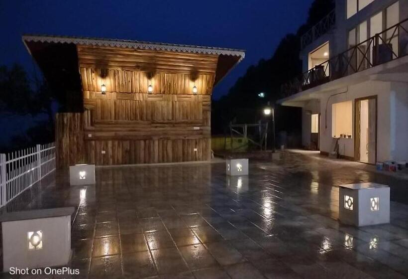 リゾートホテル La Das Treetops