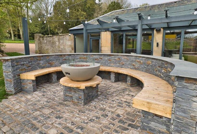 אתר נופש Springwood Holiday Park