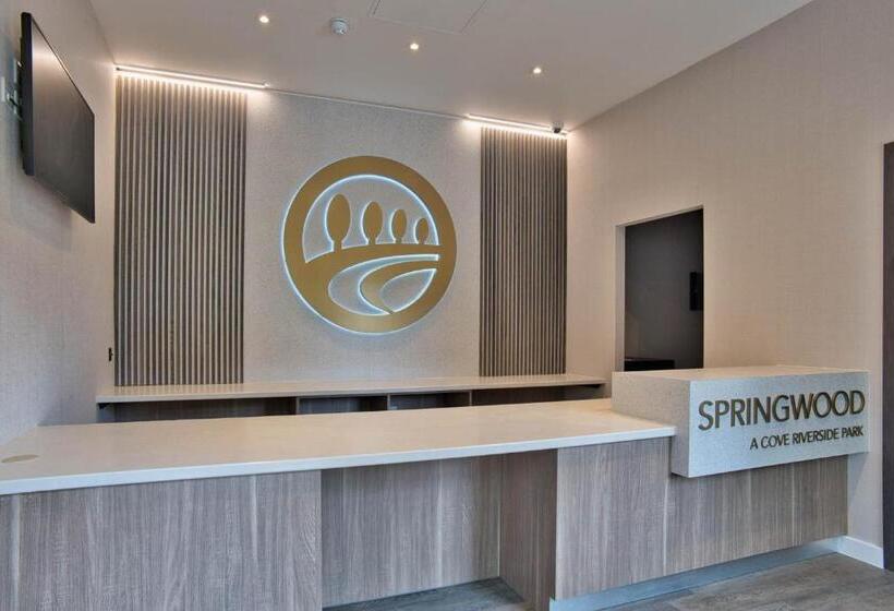 אתר נופש Springwood Holiday Park