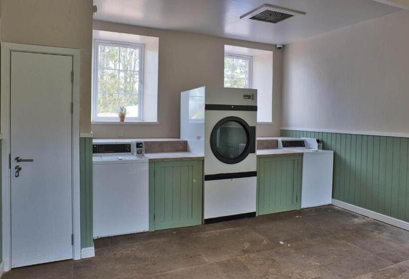 אתר נופש Springwood Holiday Park