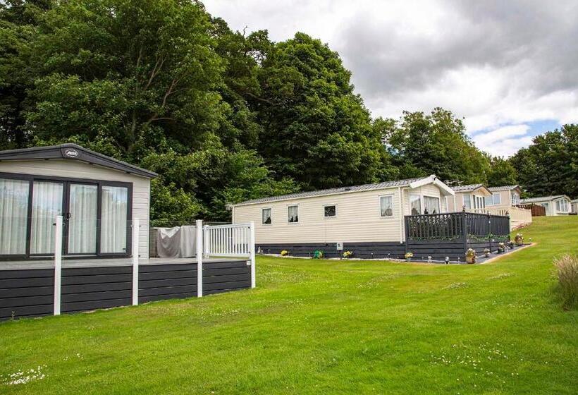 אתר נופש Springwood Holiday Park