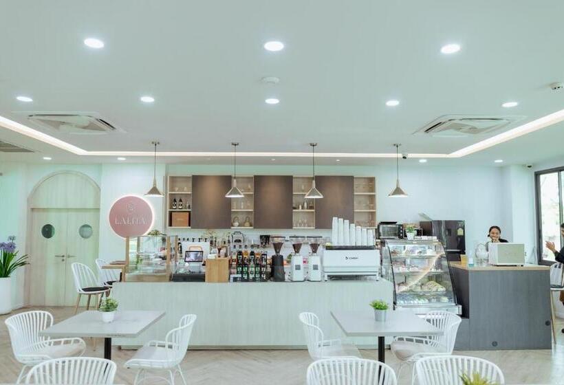 Rus Hotel&convention Ayutthaya