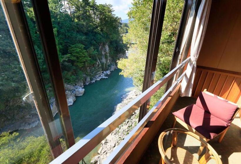 旅館 秘境のおやど 龍峡亭　hikyounooyado Ryukyoutei