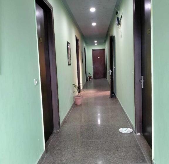 Spot On Al Hotels Inn