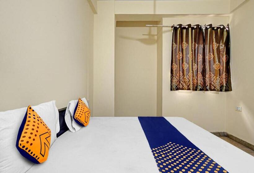 Spot On Hotel Blue Moon