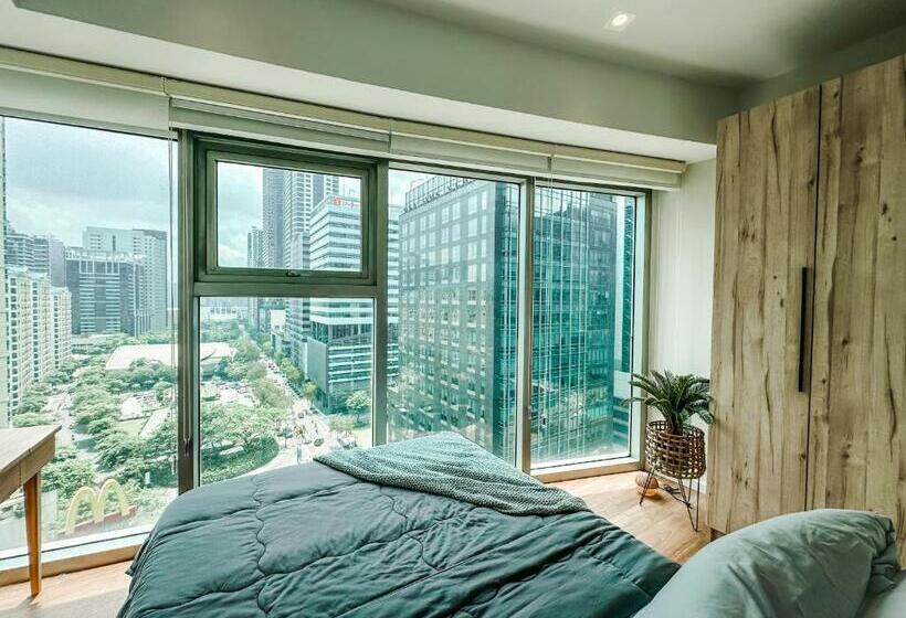 Vibrant Oasis With The Best View + Fast Wifi