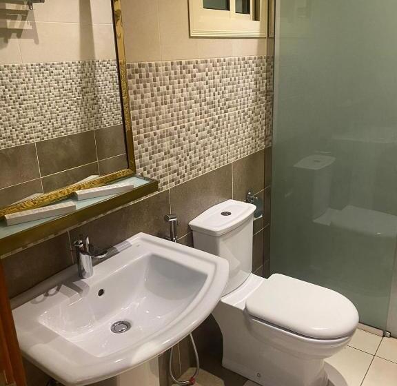 فندق الورد الذهبي