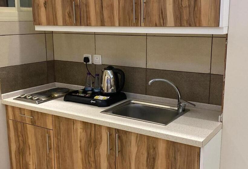 فندق الورد الذهبي