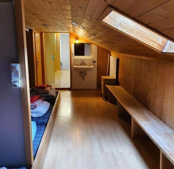 Общежитие Berghaus Horneggli