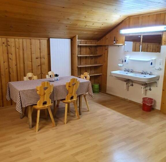 Общежитие Berghaus Horneggli