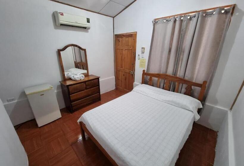 호스텔 Cabinas Isabel