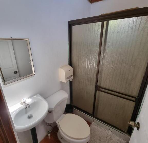 فندق صغير Cabinas Isabel