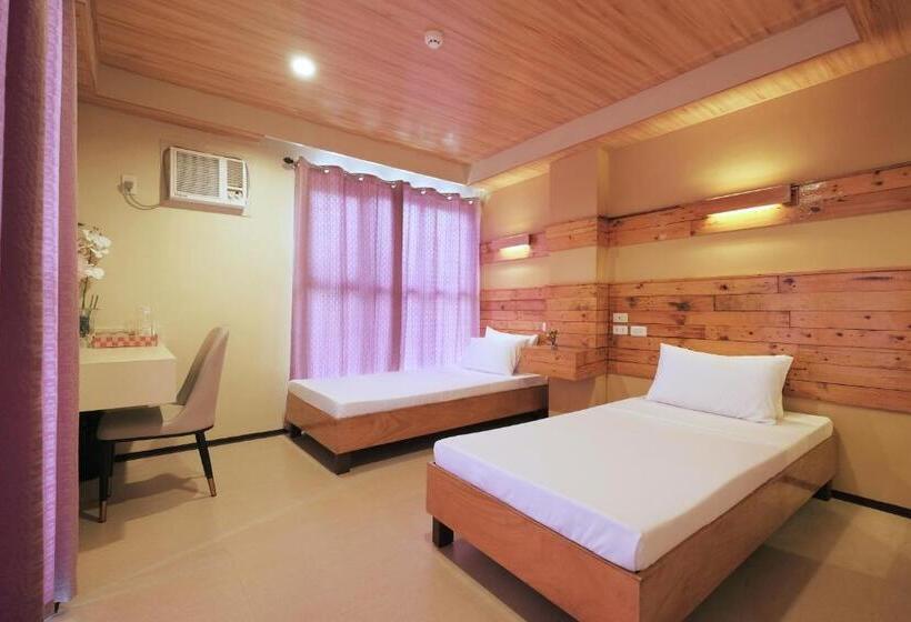 هاستل Ghiellaniqa Inn