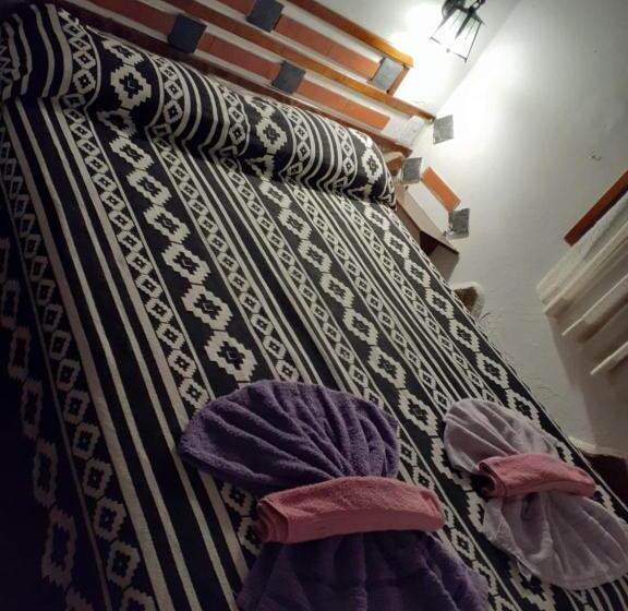 הוסטל La Posada Del Sol