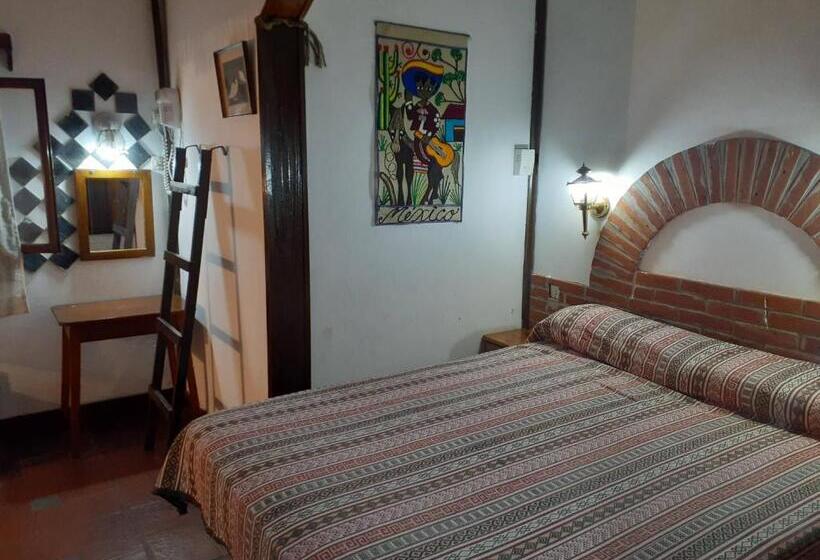 הוסטל La Posada Del Sol