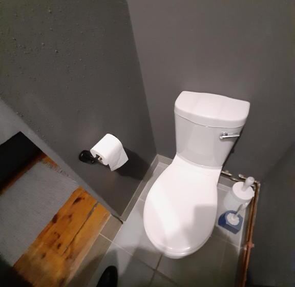 住宿加早餐  64 On Windsor