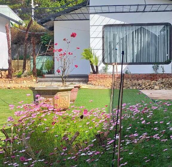 تختخواب و صبحانه Homestay Hơ đơng